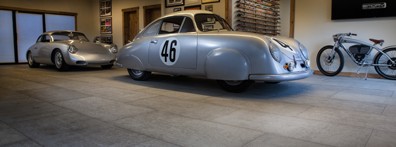 为一些传奇的经典汽车提供一个迷人的展厅